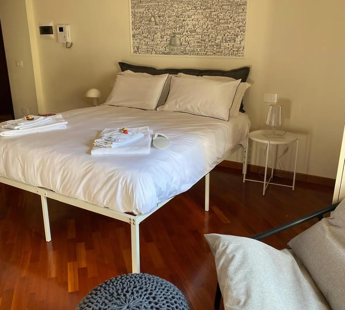 Paeninsula, La Tua Casa In Porta Venezia Apartment
